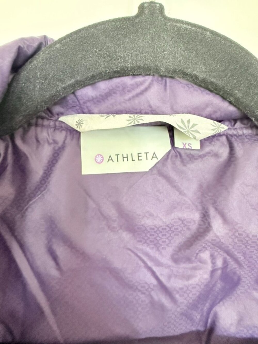 Athleta Whisper Featherless Quilted Vest | Purple | XS - Picture 5 of 5